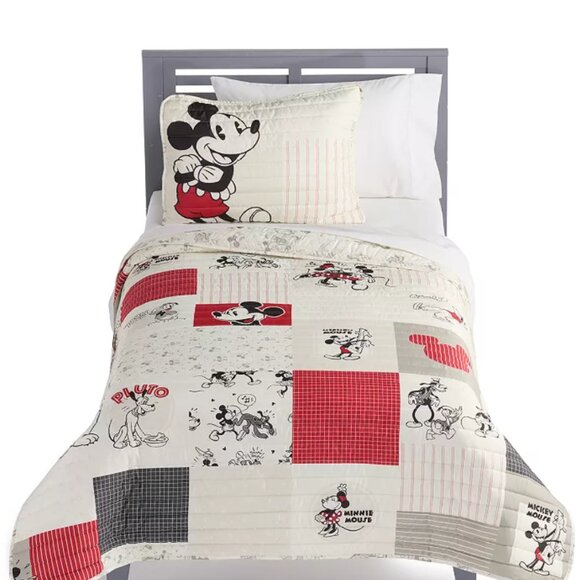 Disney's Mickey Mouse Quilt Set